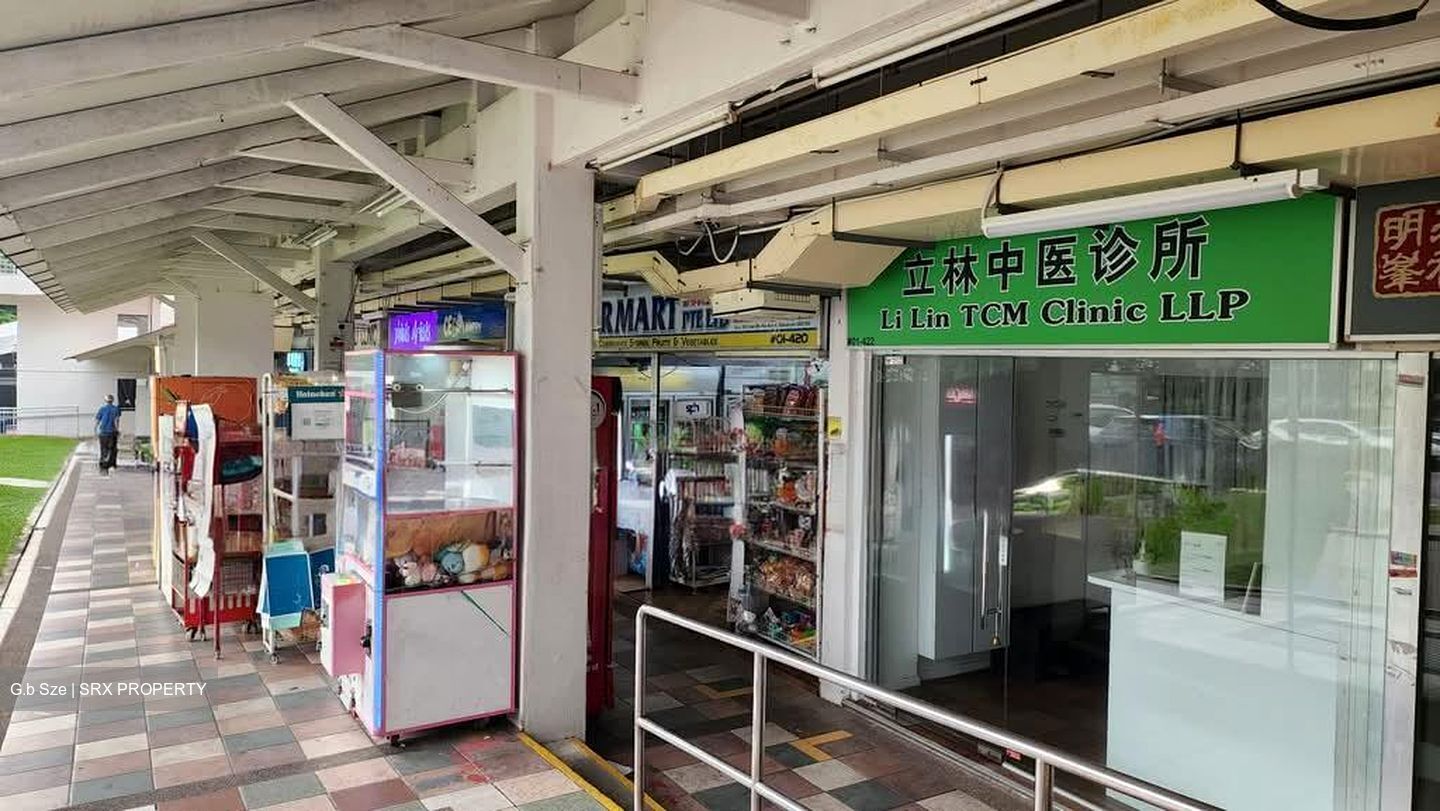 Mayflower Shopping & Food Centre (D20), Shop House #587078901